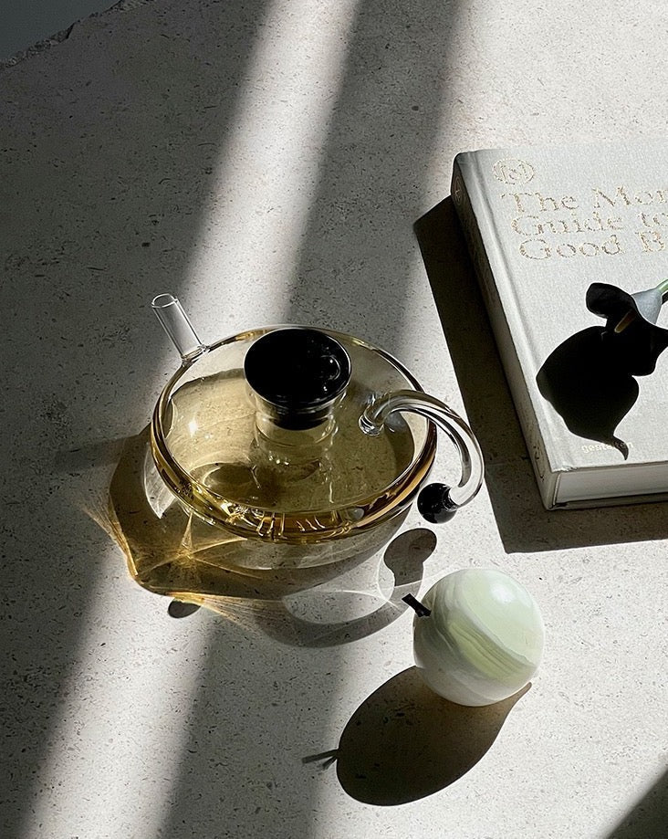 Nordic Style Vintage Glass Tea Set ( 1 Tea Kettle with Loose Leaf)